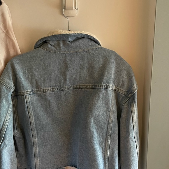 Guess jean jacket - Picture 2 of 2